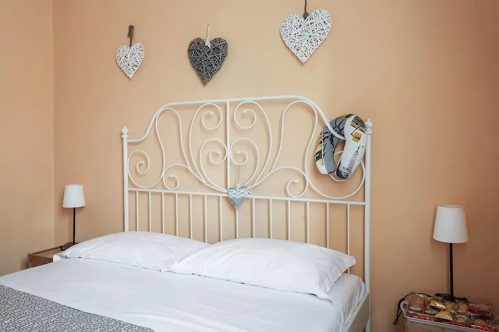 Bed & Breakfast Stazione Centrale Bed and Breakfast Bologna